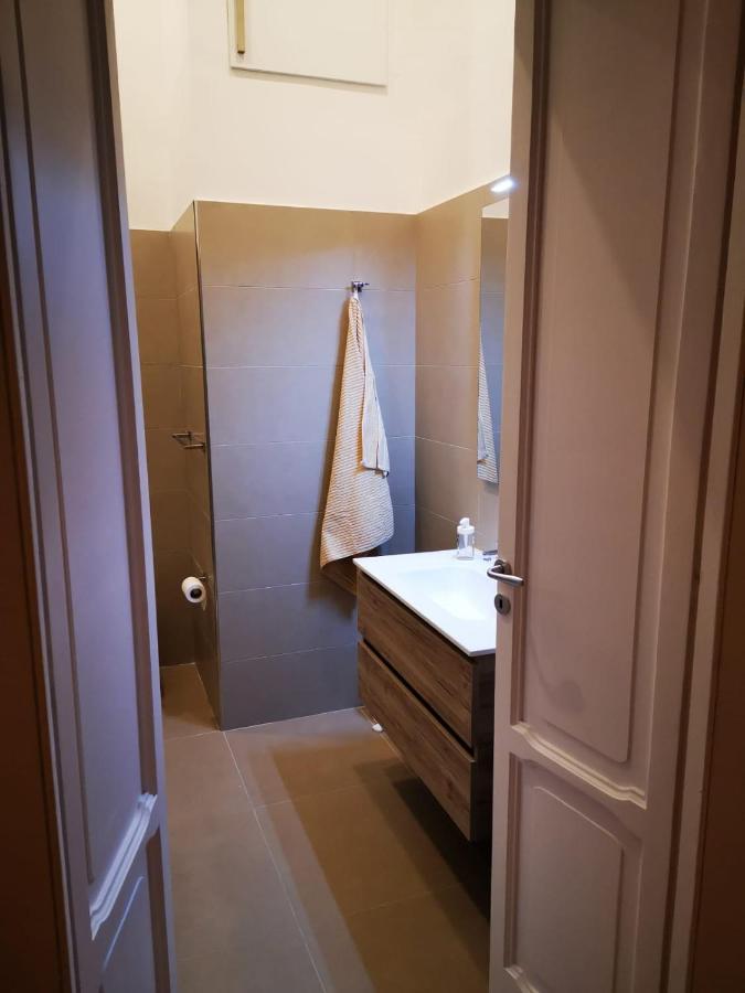 Casa Cupiello Via Chiaia - Casa Vacanze Ad Uso Esclusivo Napoli Ngoại thất bức ảnh