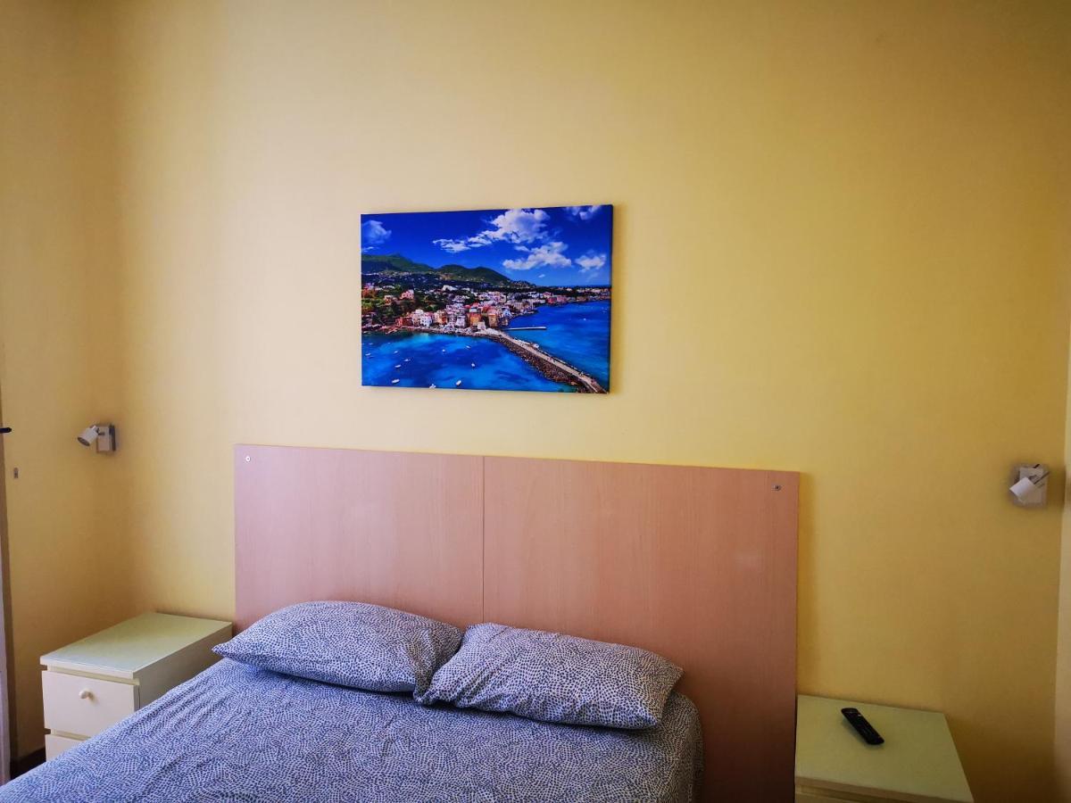 Casa Cupiello Via Chiaia - Casa Vacanze Ad Uso Esclusivo Napoli Ngoại thất bức ảnh